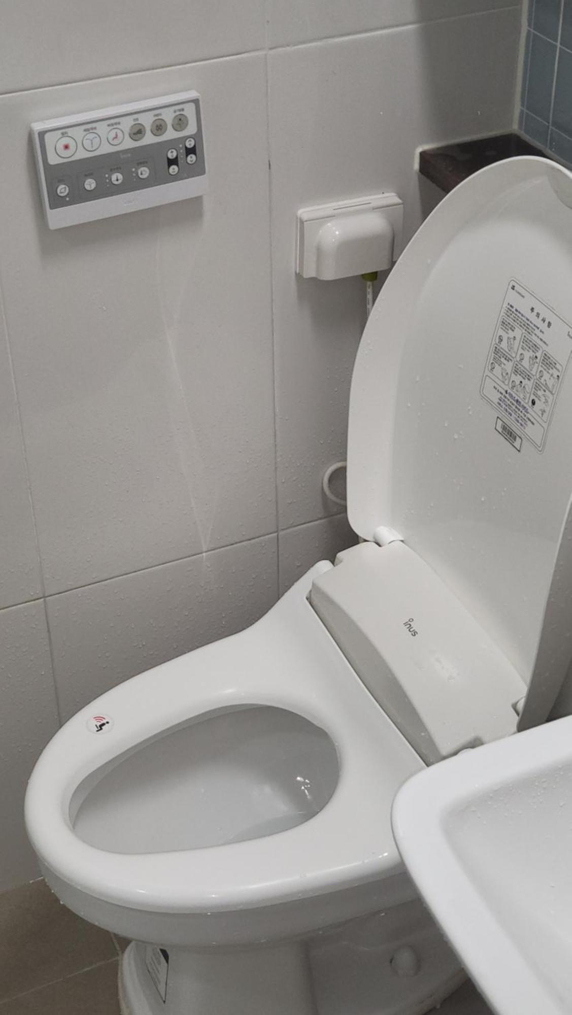 1-2308 #sinnonhyeon Stn Exit 9, 1-min #gangnam Stn, 5-min #ott #concierge Gangnam Managed